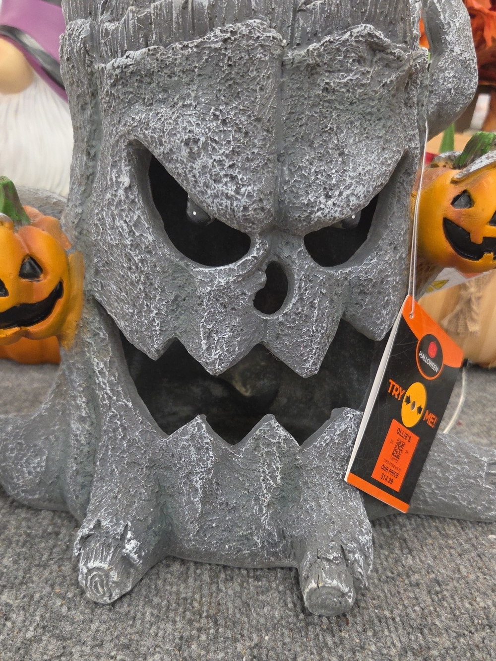 Halloween Gray Jack-O'-Lantern Tree Accent - Seasonal Home Decor